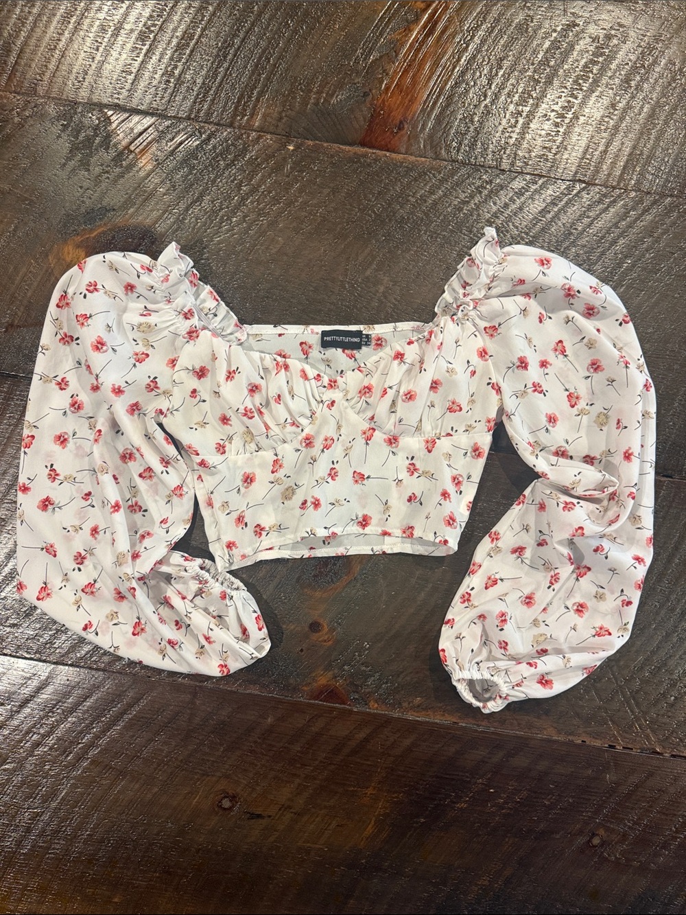 PrettyLittleThing White Crop Top with Pink Floral Print